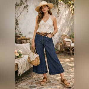 Level 99 Flare Jeans Size 27 Cropped Wide Leg Dark Wash